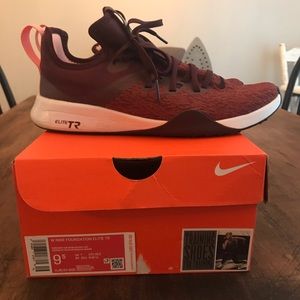 Nike Foundation Elites